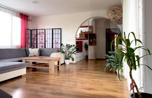 Recany nad Labem Villa | Relax at House of Relax: 9.5/10 Rated Oceanfront Escape