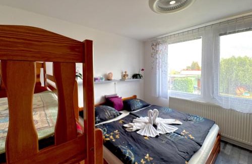 Recany nad Labem Villa | Relax at House of Relax: 9.5/10 Rated Oceanfront Escape