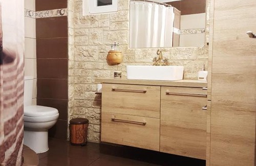 Vlicho House | Pet-Friendly House of Stone Vliho near Nidri - 10/10 Rating