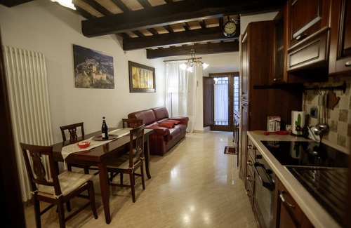 Narni Scalo House | Discover House of the Olive Grove with Free Parking
