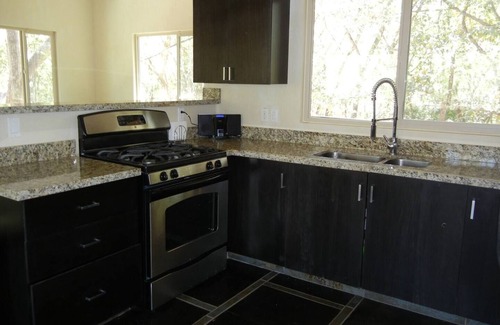 Playa Negra House | Cozy House of the Rising Tide - Sleeps 10, Pet Friendly