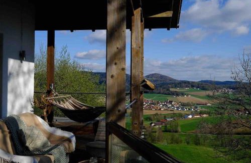 Hauzenberg Apartment | Experience the House of the Rising Sun - Guest Rated 10/10