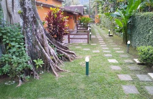 Camburi House | Beachfront Retreat with Pool in Gated Community