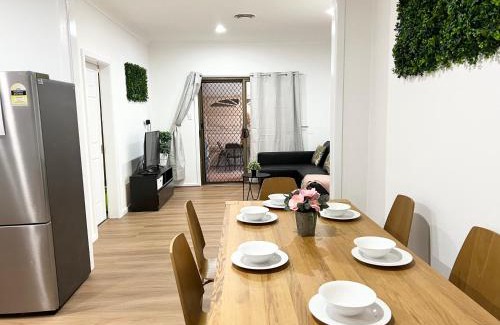 Fairfield Heights House | Family-Friendly Retreat at House on Hamilton - No Parties