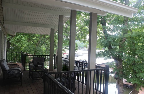 Camdenton House | Tranquil Lake House with Ocean Views - Perfect for Families