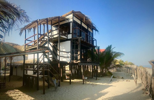 Punta Sal House | Beachfront Retreat - House on the Beach, Canoas de Punta Sal