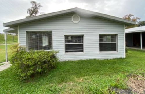 Astor House | Relax at House on the Scenic St. Johns River