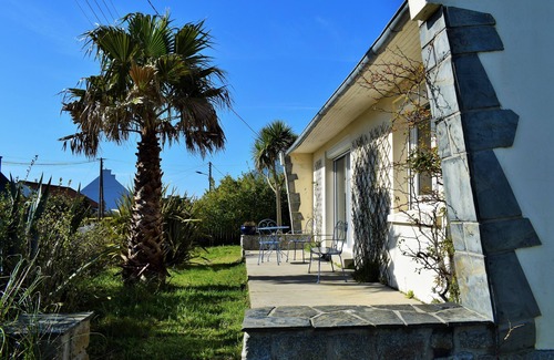 Cleder House | Beachfront House on the Dune with Ocean Views and Spa