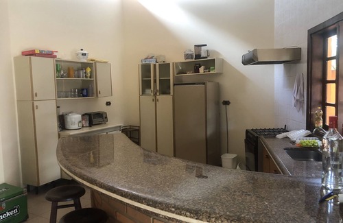 Itai House | Quaint House by the Freshwater Dam with Pool and Kitchen