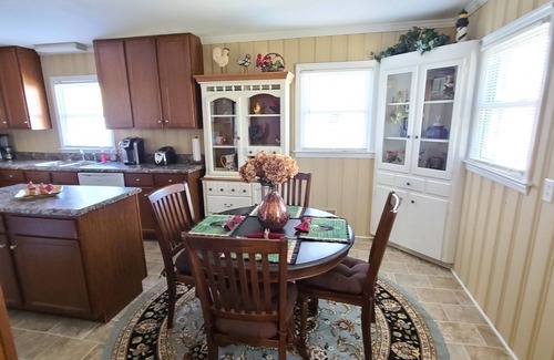 Zebulon House | Pet-Friendly House on the Hill: Ideal for Family Getaways
