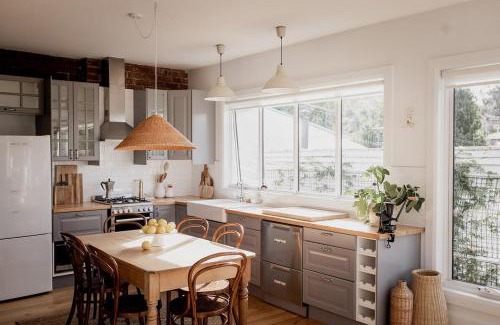 West Hobart House | Idyllic House on The Hill: A Family-Friendly Retreat