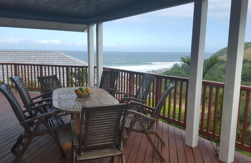 Haga Haga Apartment | Cozy House On The Hill with Oceanfront Views & Top Reviews