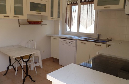 Montredon Villa | House on the Port: Panoramic Bay View & Premium Amenities