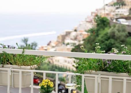 Liparlati Apartment | Family-Friendly Getaway at House on the Rock - Rated 9.4/10