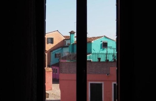 Burano House | Enchanting House on the Sky of Burano with Spa & Hot Tub