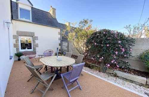 Pleumeur-Bodou House | Renovated House with Garden, Steps from ILE GRANDE Beach