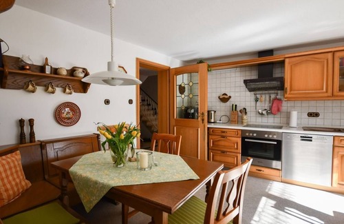 Pilmeroth House | Pet-Friendly House Resi with Ocean View & Perfect Score