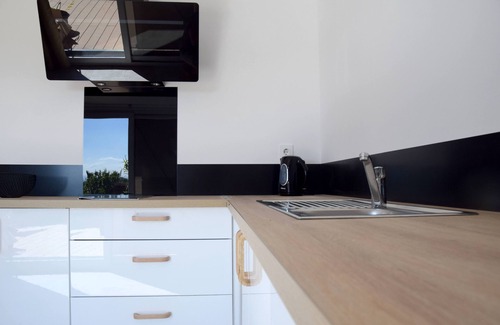 Palau-Saverdera House | Relax at House ROUERGUE: Poolside Retreat Near the Beach