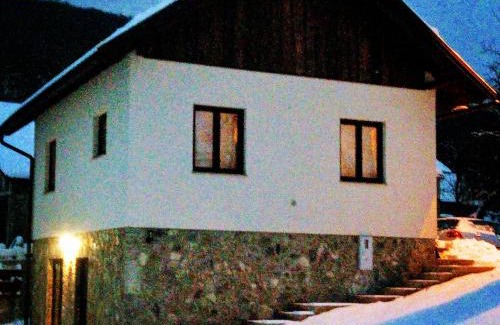 Otocac Ski Chalet | House S&D: Highly Rated Stay with Family-Friendly Amenities