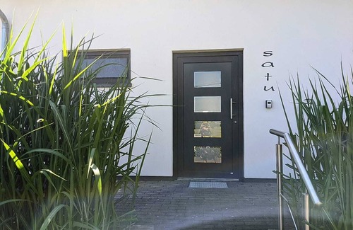 Reppenhagen House | Ideal Family Retreat Near the Baltic Sea with Pool & Garden