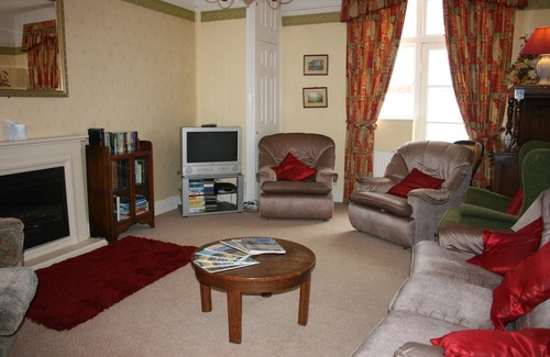Dunster Apartment | Comfortable Stay at 29 High Street Dunster with Breakfast
