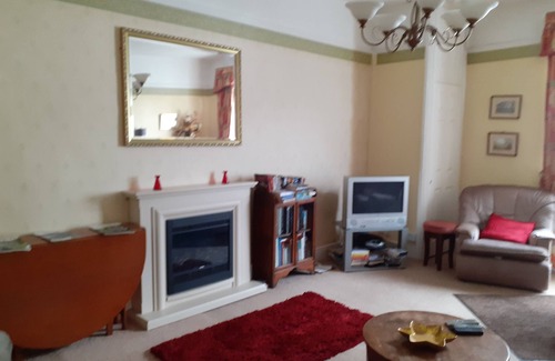 Dunster Apartment | Comfortable Stay at 29 High Street Dunster with Breakfast