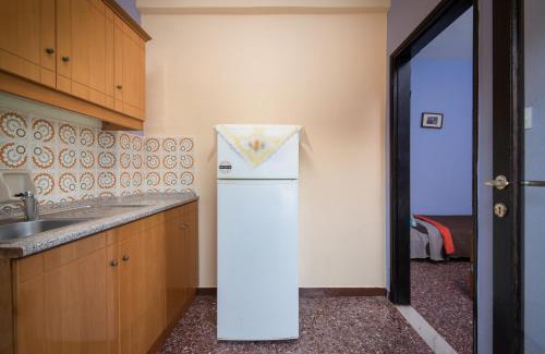 Toroni Apartment | Discover House Souzanna: Pet Friendly with Family Amenities
