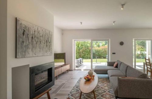 Vintijan House | House Sparrow: Family-Friendly Escape with 9.3/10 Rating