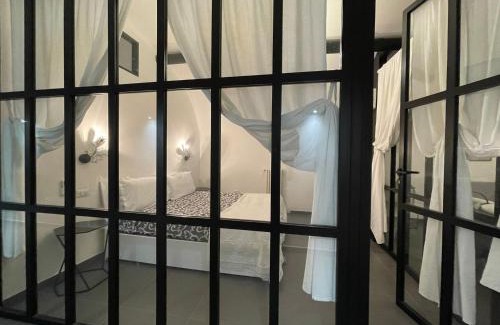 Chiaia Apartment | Pet-Friendly House Suite Vetriera with Family Amenities