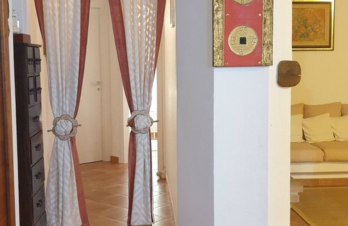 Arzachena House | Nature Retreat near San Pantaleo with Spa and Hot Tub