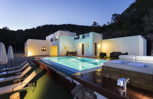 Sant Josep de sa Talaia House | Serene House with Ocean View and Private Pool Retreat