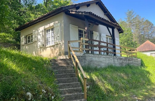 Saint-Chamarand House | Family-Friendly House T3 with Pool and Spa Amenities