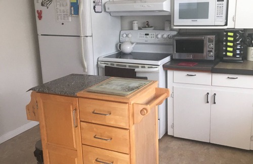 Okanagan-Similkameen House | Sunny Okanagan Valley Retreat with Pet-Friendly Amenities