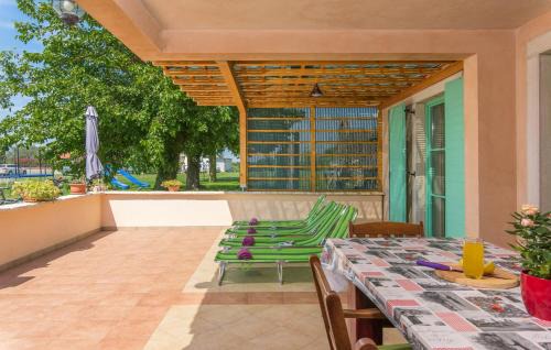 Liznjan House | Unforgettable Stay at House ULIKA - 4 Star Oceanfront Retreat