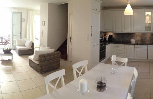 St.-Remy-de-Provence House | Stunning Villa Retreat in Saint-Rémy-de-Provence