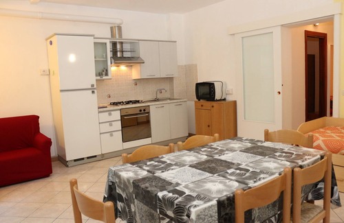 Bordonchio House | Villa Genny: Oceanfront Getaway with Spa & Pet-Friendly Perks
