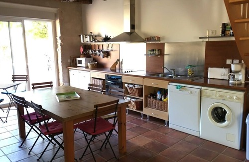 Montvalent House | Ideal Villa with Pool for Families - Perfect 10/10 Rating