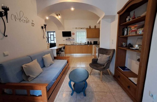 Pata de Cima Villa | Inviting House in Albufeira with Oceanfront Views