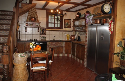 Otivar Ski Chalet | Idyllic Almuñecar Villa with Oceanfront Pool & Spa