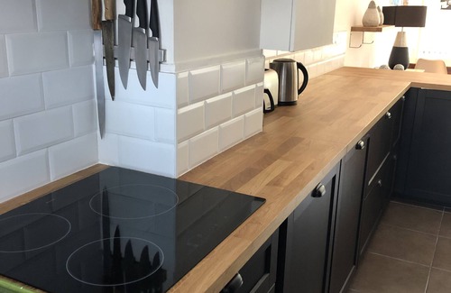 Aubagne House | Oceanfront Villa in Aubagne with Outstanding 9.8 Rating