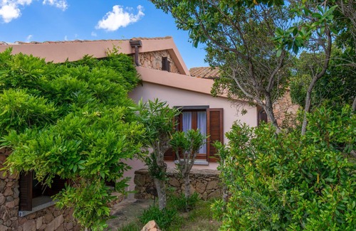 San Teodoro House | Idyllic Coda Cavallo Villa with Garden & Ocean View