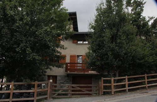 Egat Ski Chalet | Top-Rated Villa Egat with Pool, Spa & Family-Friendly Perks