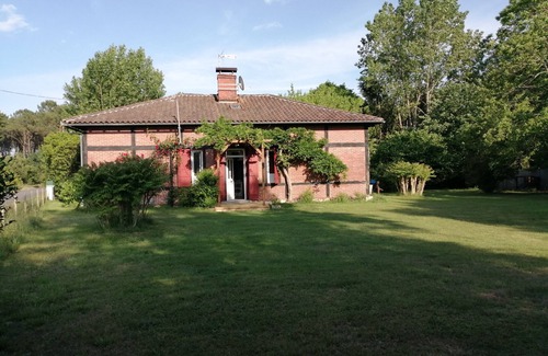 Vielle-Saint-Girons House | Pet-Friendly Villa with Ocean View at Vielle St Girons