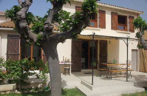 Pezenas House | Idyllic Villa with Private Pool & Garden in Pézenas