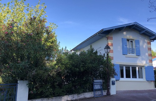 Arcachon House | Cozy House Ville d'Hiver: Pet-Friendly with Ocean View