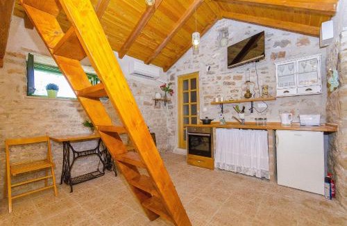 Kneza House | Idyllic House Vinko: Pet-Friendly with Ocean View