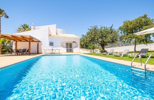 Almancil Villa | Spacious Villa with Private Pool and Game Room Awaits You