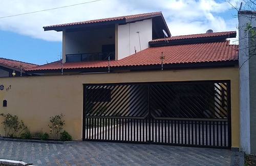 Cidade Nova Peruibe House | Inviting House with Pool, Steps from Beach in Peruíbe