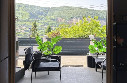 Rochetaillee-sur-Saone House | House with pool near Lyon/Rochetaillée (Saône view)