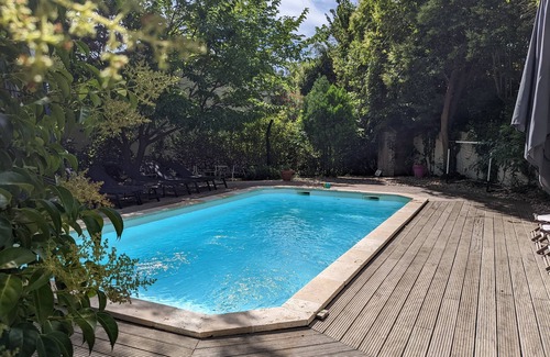Villeneuve-les-Avignon House | Relaxing House with Pool in Quiet Avignon Neighborhood